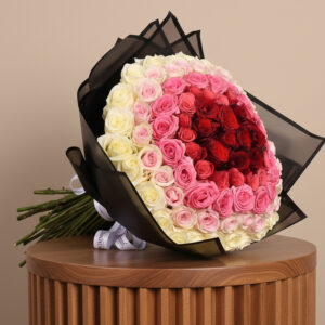 Dazzling Dream Roses Bouquet - EM 82