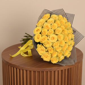 Golden Glow Roses Bouquet - EM 95